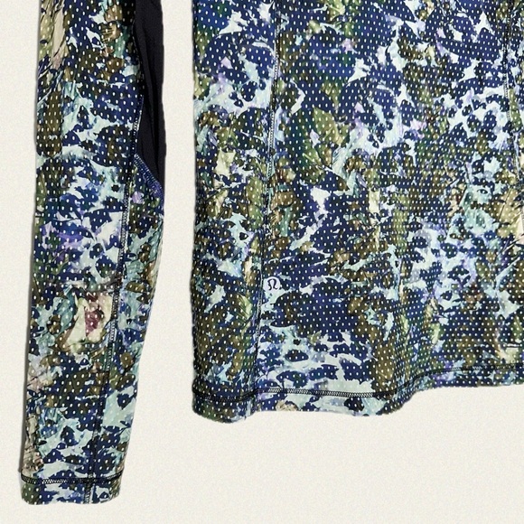 Lululemon Runbeam Hoodie - Picture 5 of 10